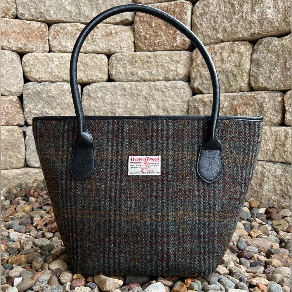 Harris Tweed Glen Appin Bag - EUC, Scotland, Tweed Colors: Gray, Brown, Black